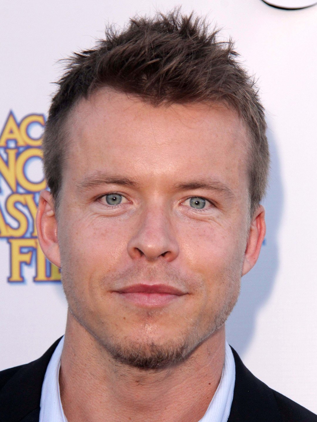How tall is Todd Lasance?